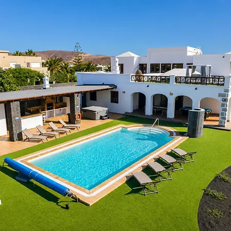 Elise With Private Heated Pool *