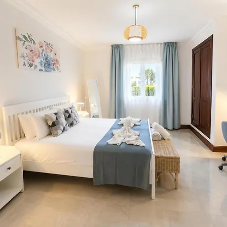 Elise With Private Heated Pool Villa