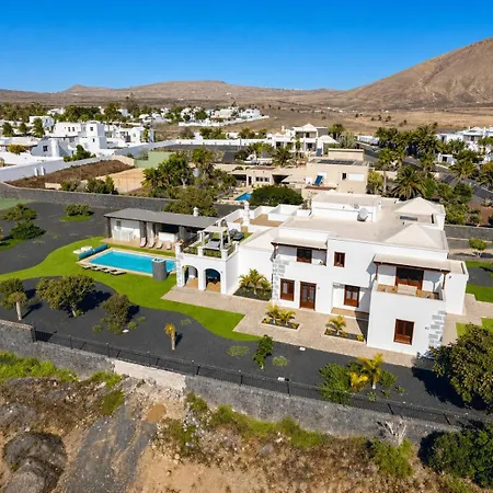 Villa Elise With Private Heated Pool *